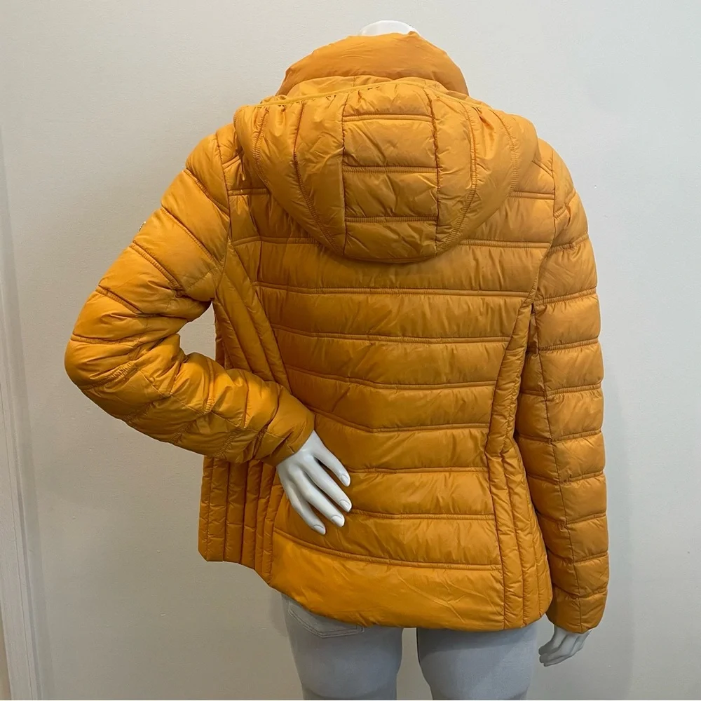 MICHAEL Michael Kors Orange Puffer Jacket - Picture 2 of 11